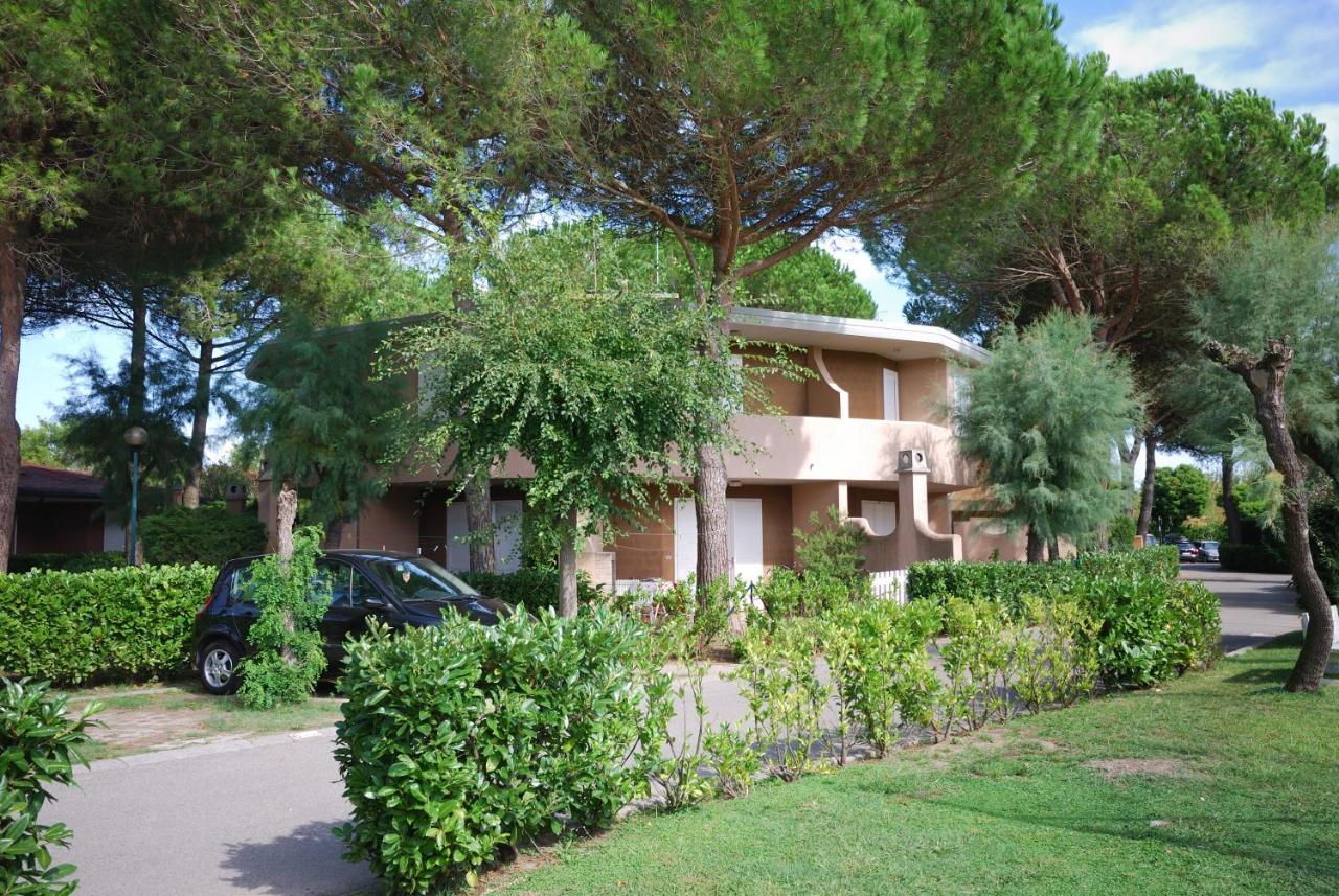 Villaggio Tivoli Bibione Eksteriør billede